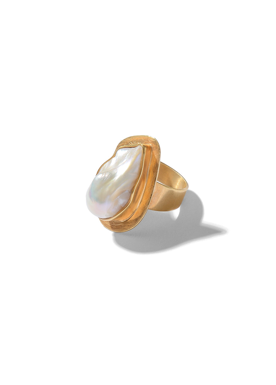 VERTICAL PEARLETTE RING