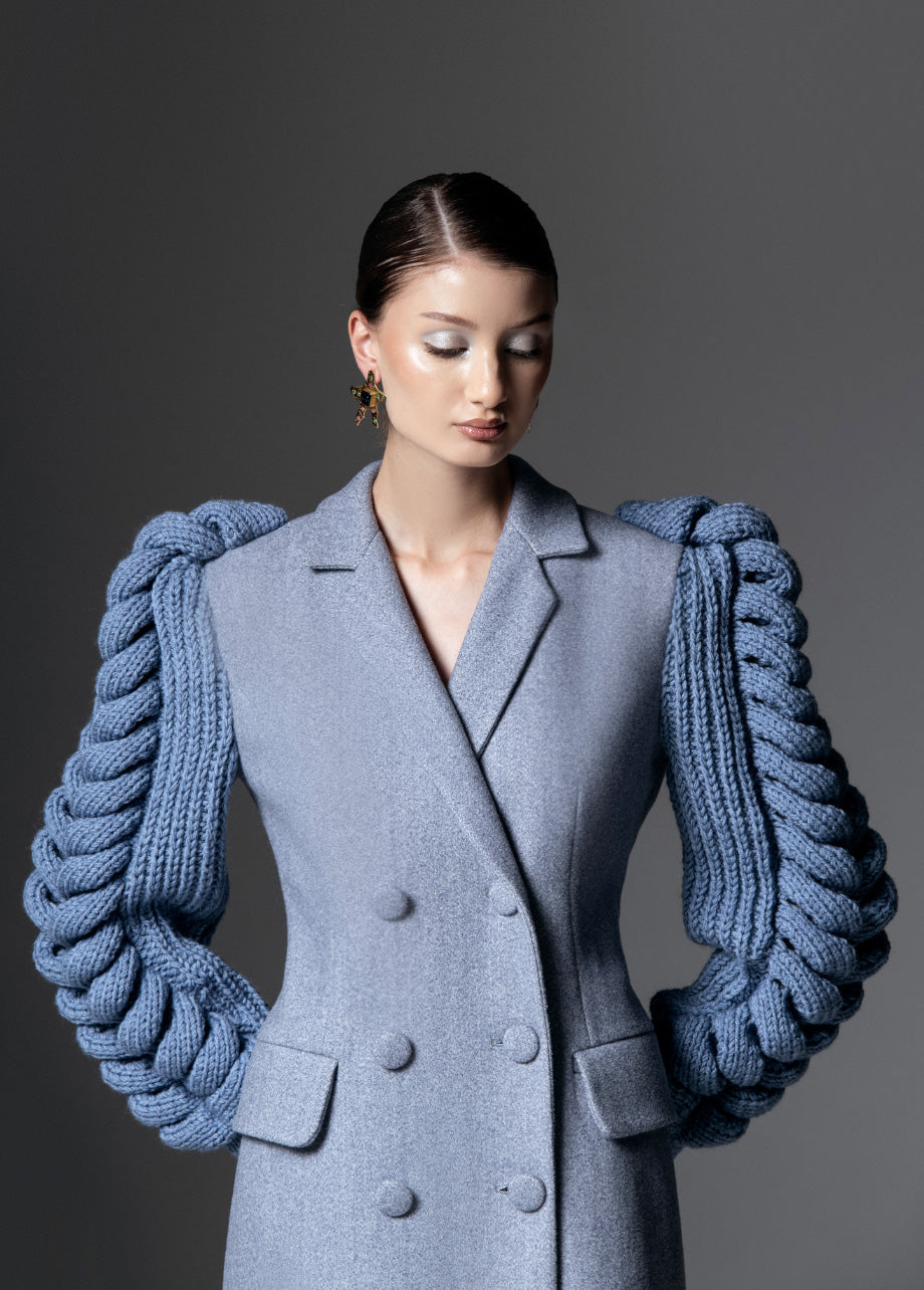 SLATE STATEMENT SLEEVES COAT