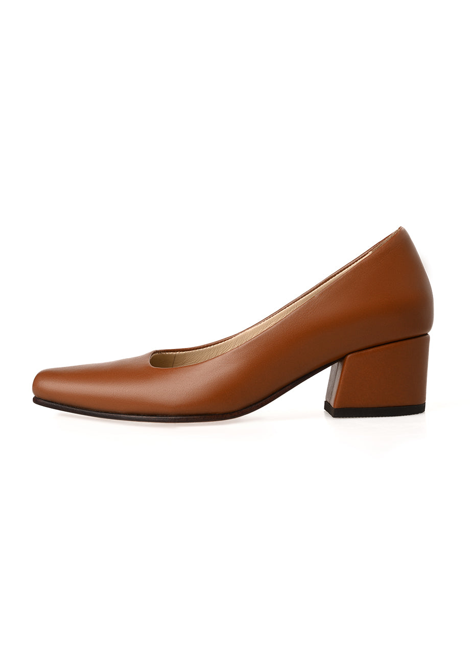 BROWN SHOES