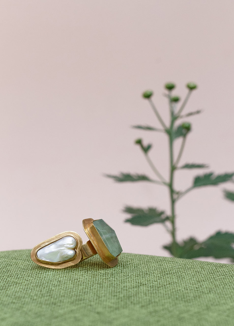 HORIZONTAL PEARLETTE RING
