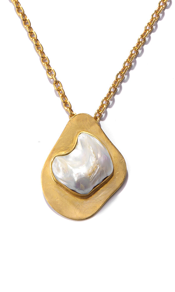 PEARL DROP NECKLACE