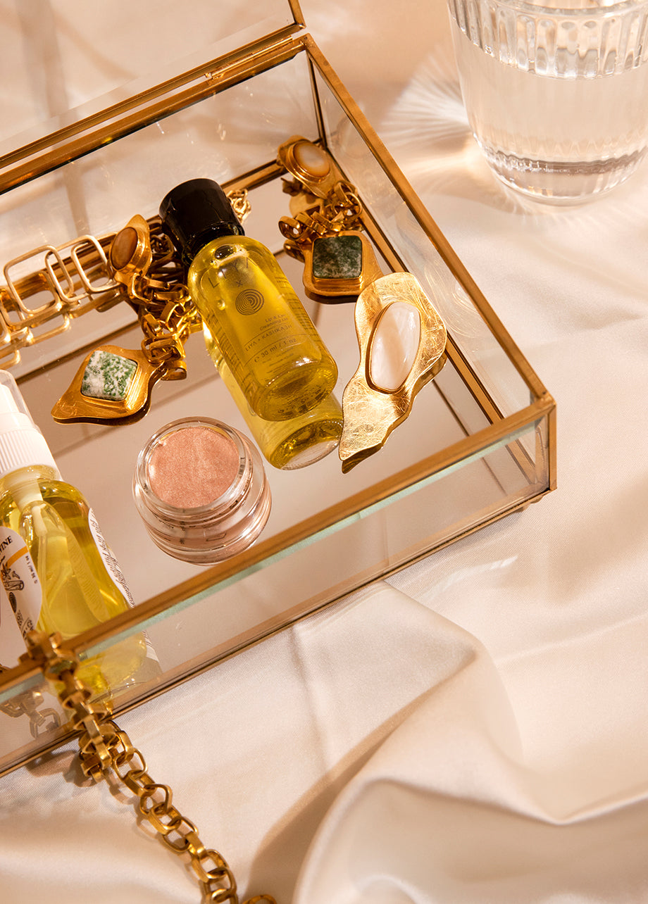 CLEANSING OIL