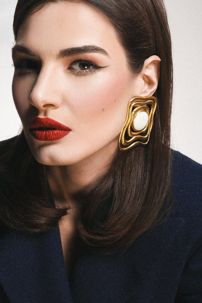 SCULPTED GOLD EARRINGS