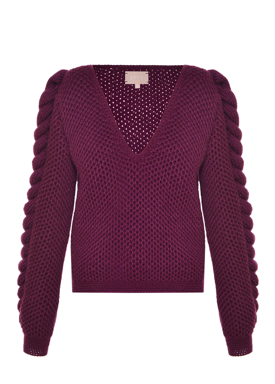 V-NECK KNITTED WOOL SWEATER
