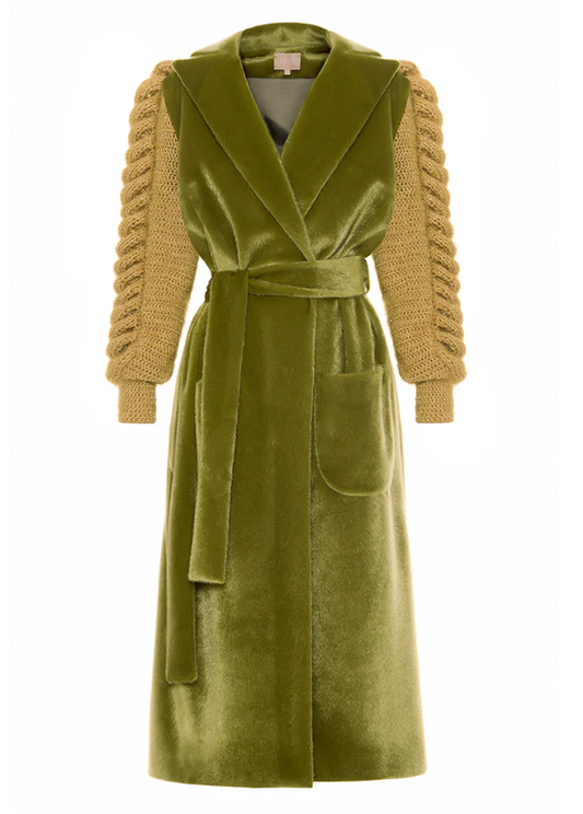 STATEMENT SLEEVES COAT