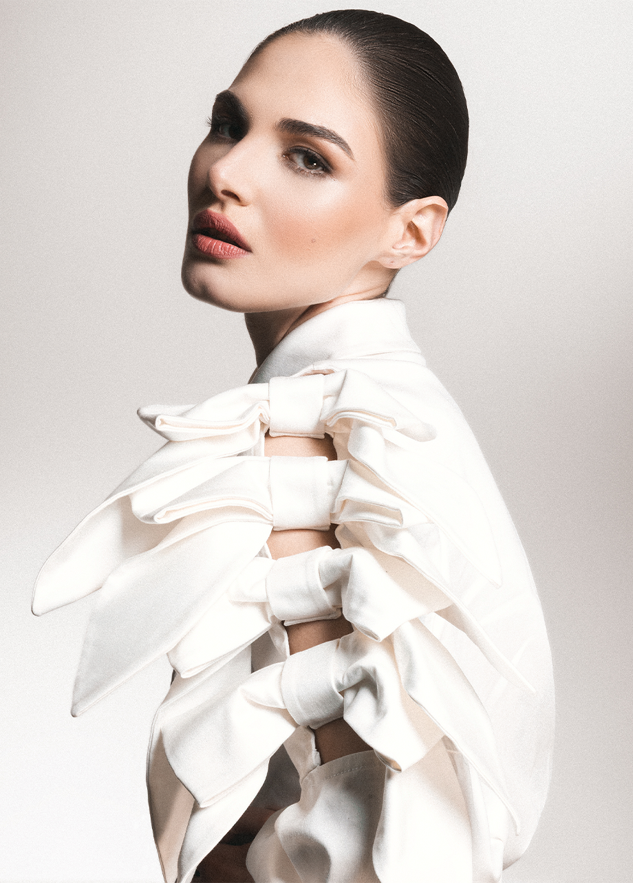 BOW-SLEEVE SHIRT