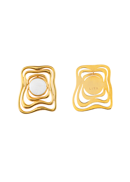SCULPTED GOLD EARRINGS