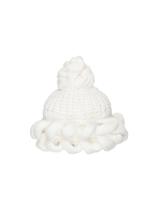 BRAIDED WHITE BEANIE