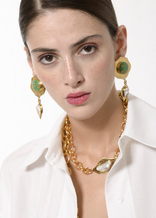 OLIVIA PEARL DROP EARRINGS