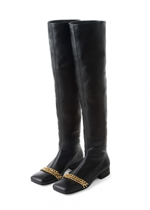 BLACK CHAINED BOOTS